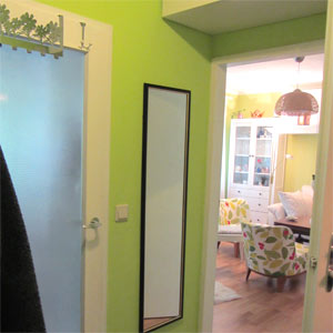 Einrichten & Wohnen - Die mobile Einrichtungs- und Wohnberatung: Gestaltungslösungen für kleine Räume, kleines Vorzimmer in Hellgrün